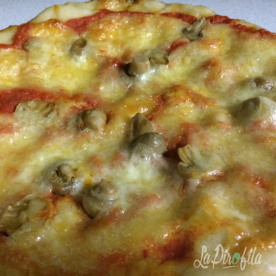 Pizza Con I Funghetti Cotta Nel Forno Magic Cooker
